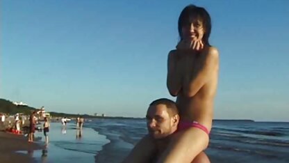 Nastolatek nudystów na plaży sex filmiki anime