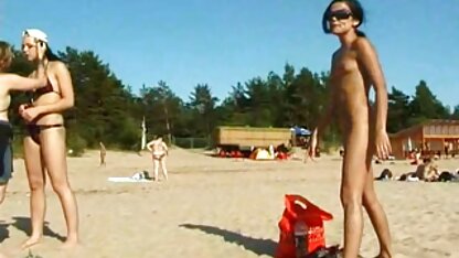 Gorąca Nastoletnia plaża jest jeszcze gorętsza