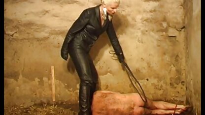 Blondynka, Bondage, Niewolnica