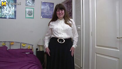 Mamy z waginą są głodne porno do obejrzenia za darmo