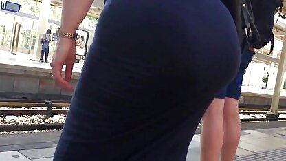 Kobiety big bubble butt-matka-Podglądaczem