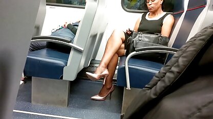 * Czarne, seksowne buty na wysokim obcasie *  sex zdjecia amatorki