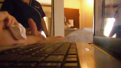 Zaraz przyjdzie kelner. filmy porno dla dorosłych