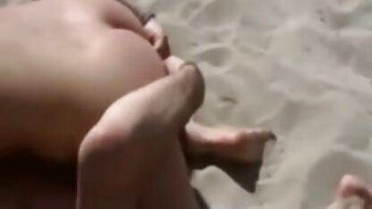 Plaża piersiowa-mały obiekt cipki w rajstopkach