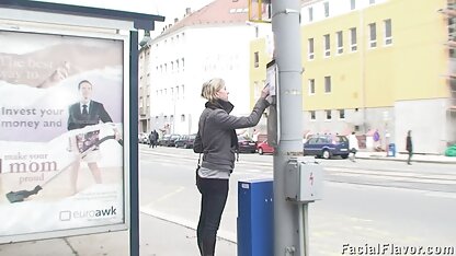 Dziewczyna w szatni