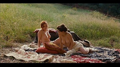 Christa pociera nago w pełne czoło i muskularny topless darmowe filmy seksi