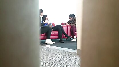 Szczere indyjskie nogi zwisają czarne spodnie  filmy porno ostre za darmo