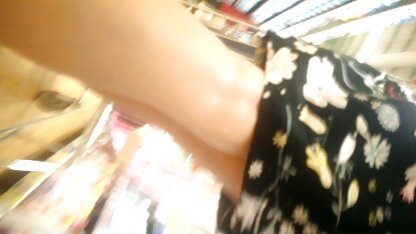 Młoda Mama stringi (część 2) babcia wnuk sex